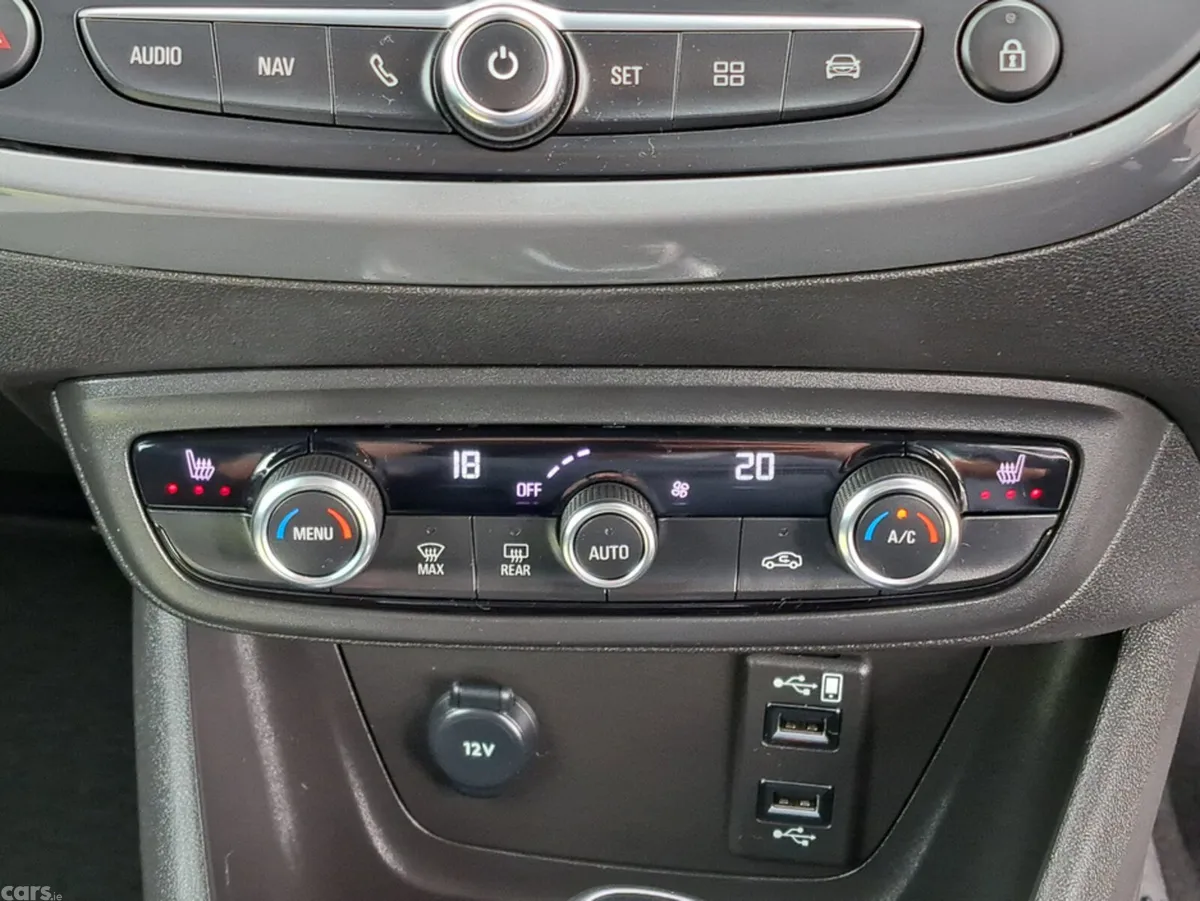 Opel Crossland SUV, Petrol, 2024, White