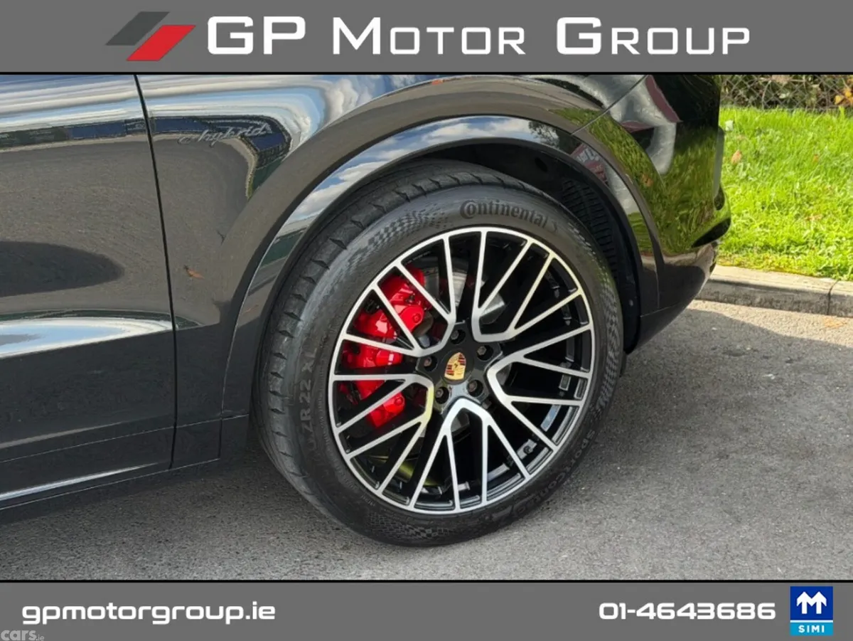 Porsche Cayenne Estate, Petrol Plug-in Hybrid, 2020, Black