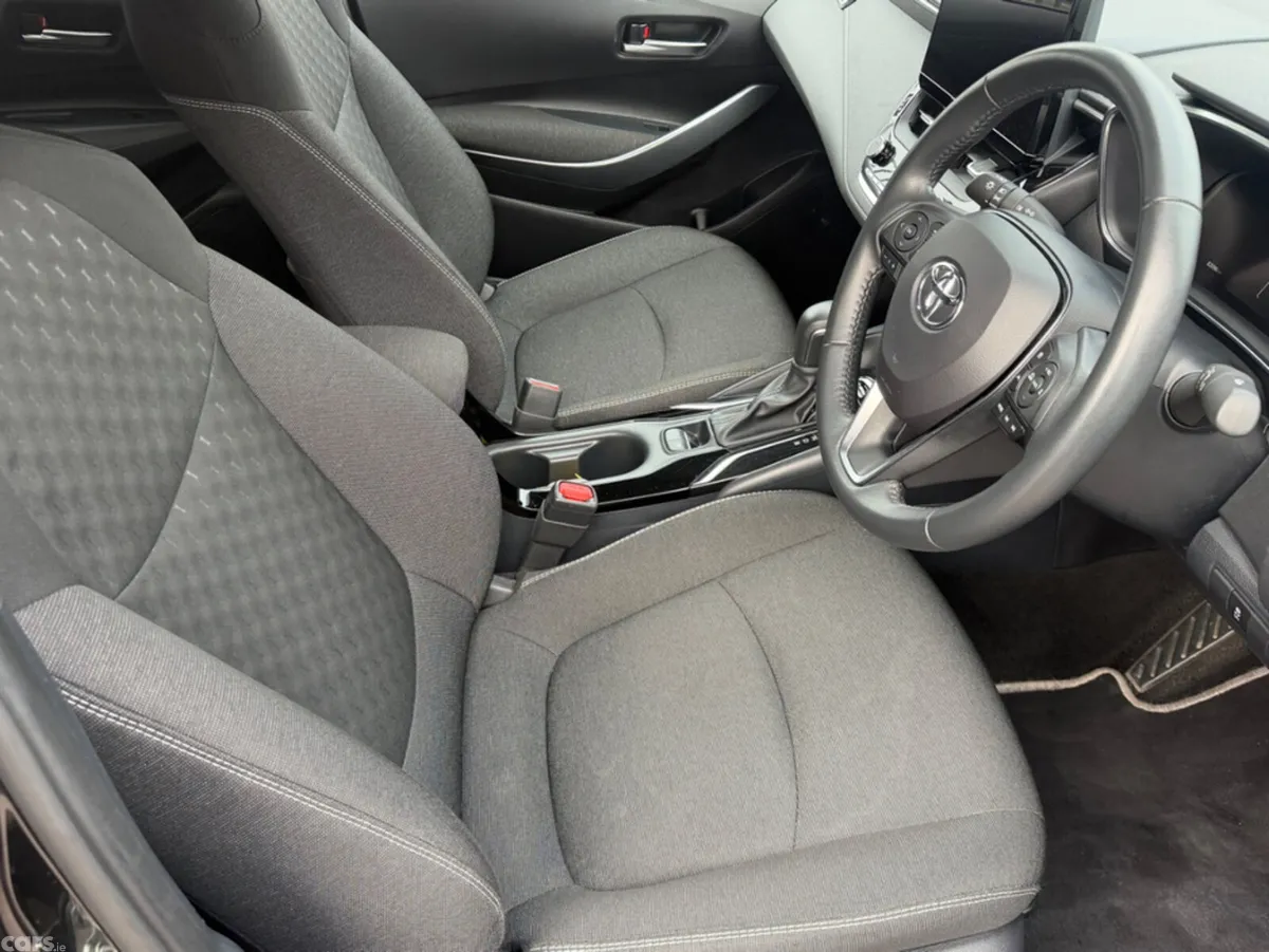 Toyota Corolla Saloon, Petrol Hybrid, 2024, Black