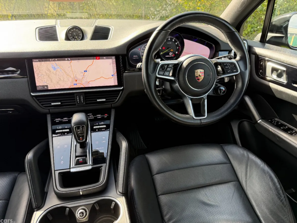 Porsche Cayenne Estate, Petrol Plug-in Hybrid, 2020, Black