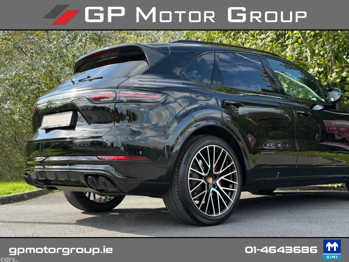 Porsche Cayenne Estate, Petrol Plug-in Hybrid, 2020, Black