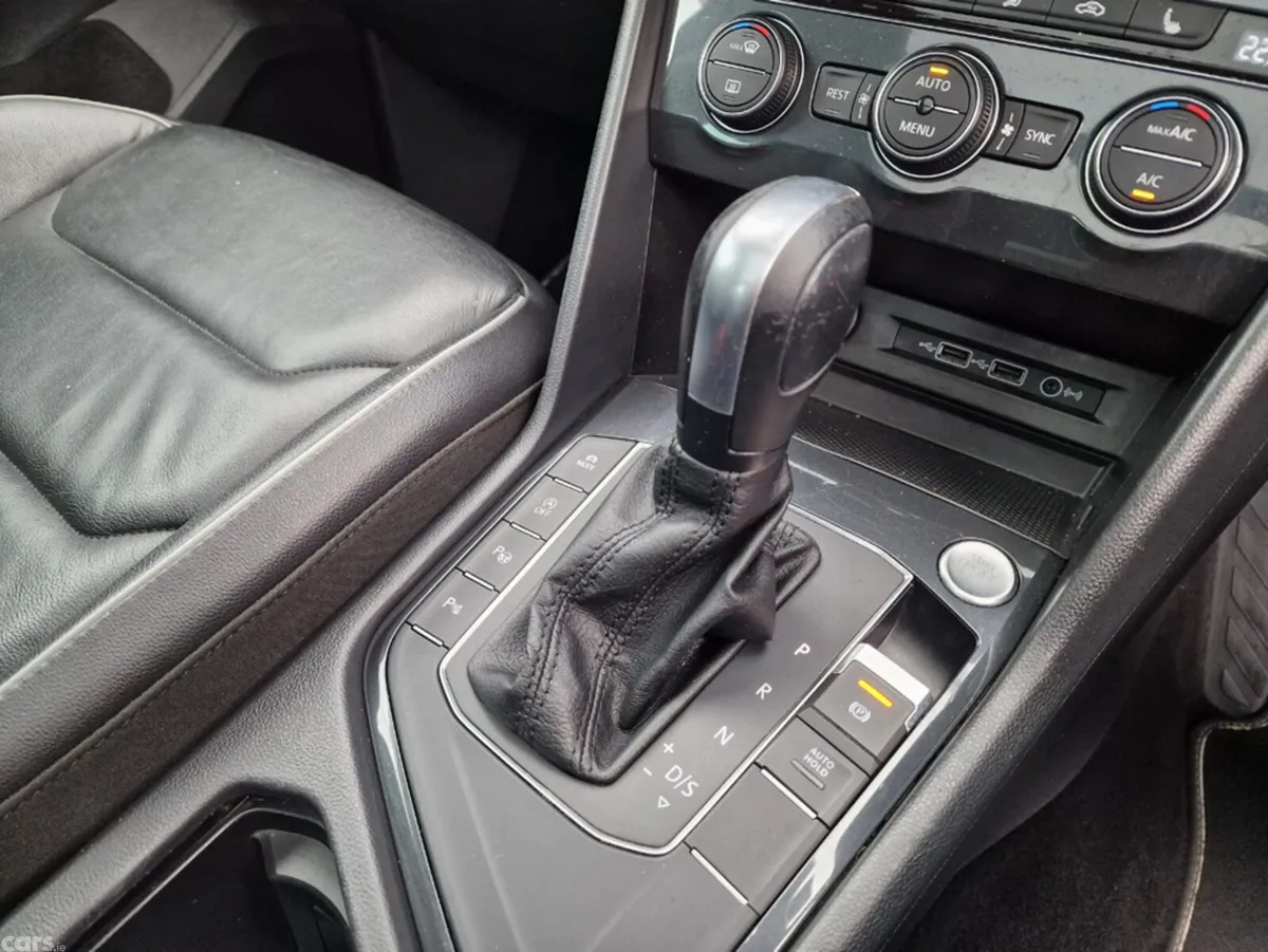 Volkswagen Tiguan SUV, Diesel, 2020, White