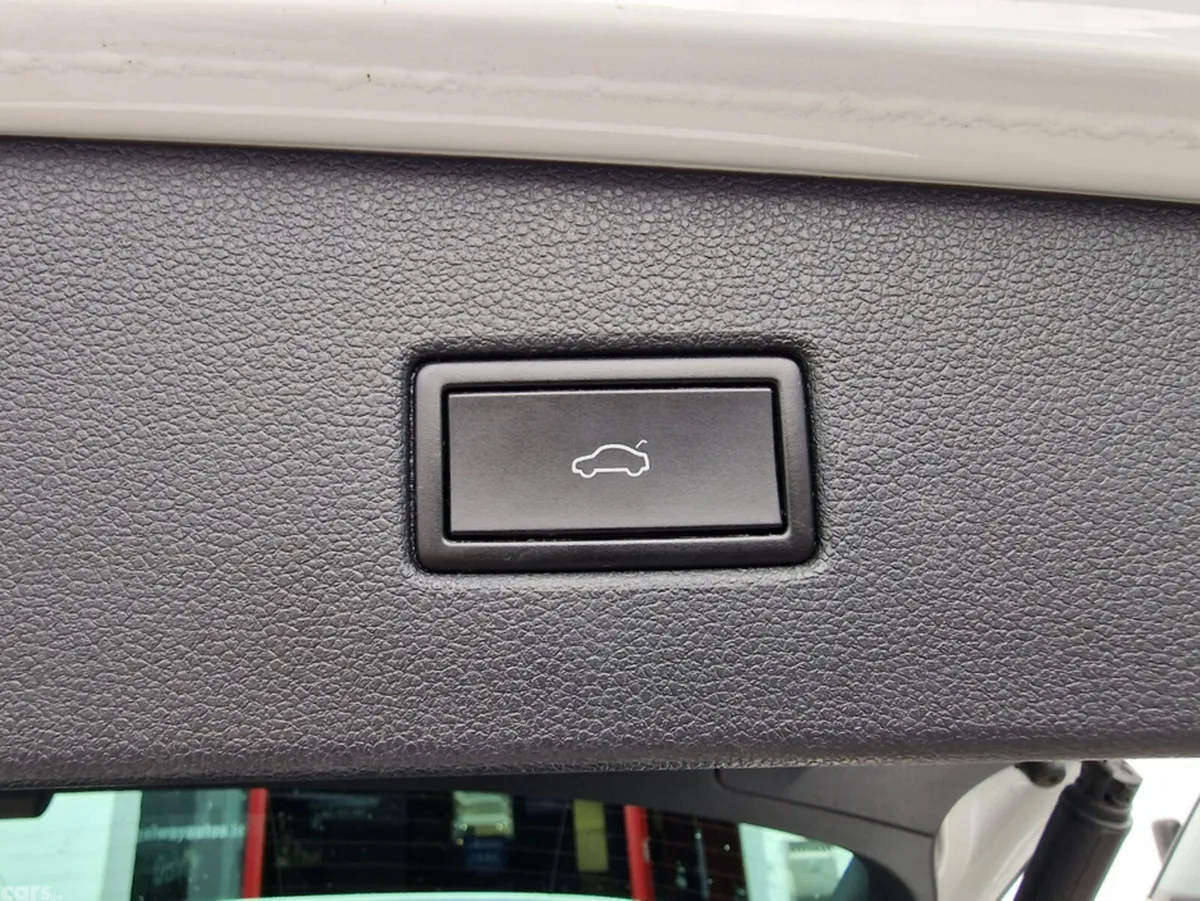 Volkswagen Tiguan SUV, Diesel, 2020, White