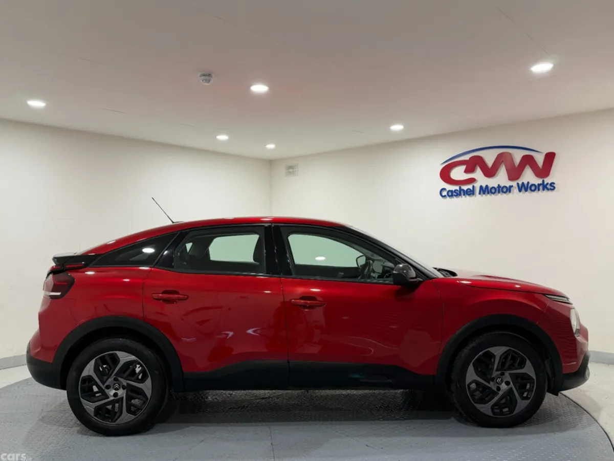 Citroen C4 Hatchback, Diesel, 2022, Red