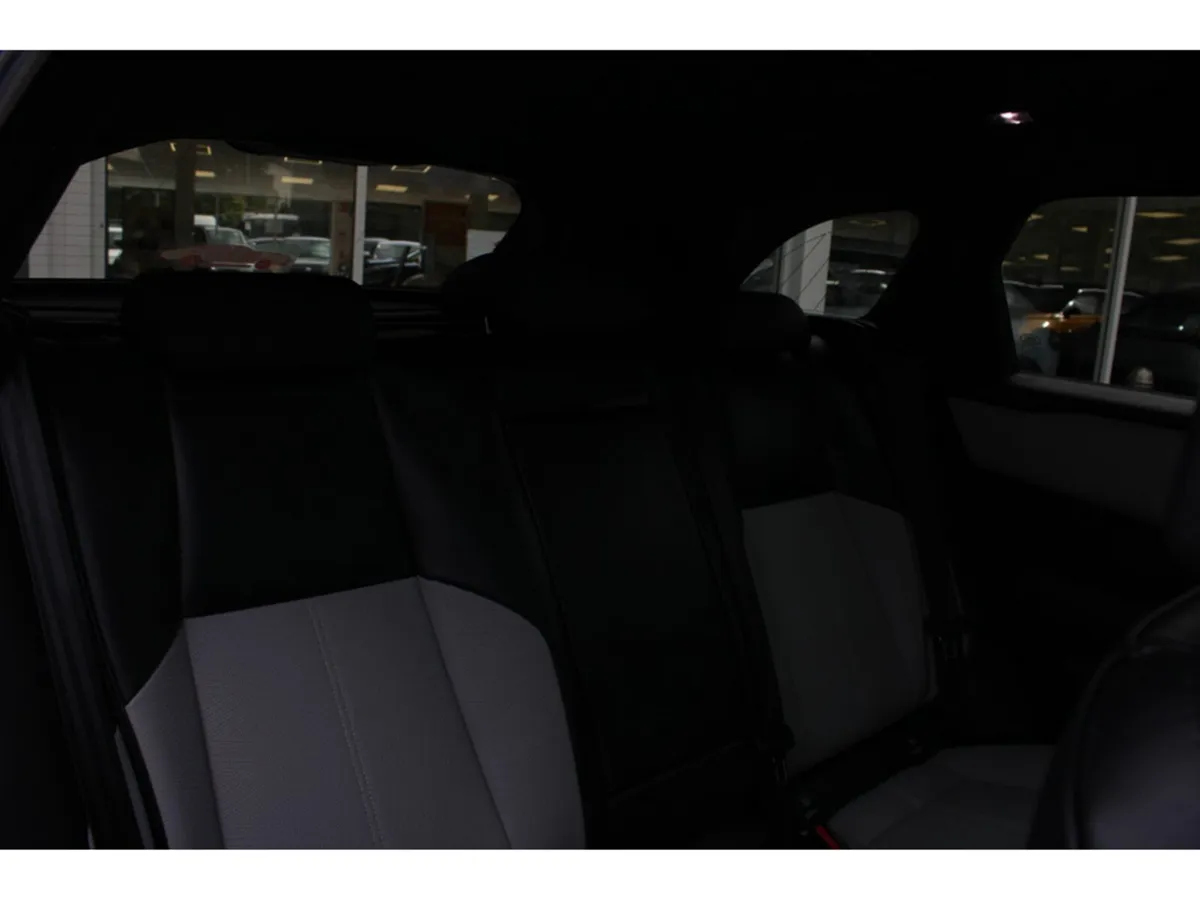 Land Rover Range Rover Velar Estate, Petrol Hybrid, 2025, Blue