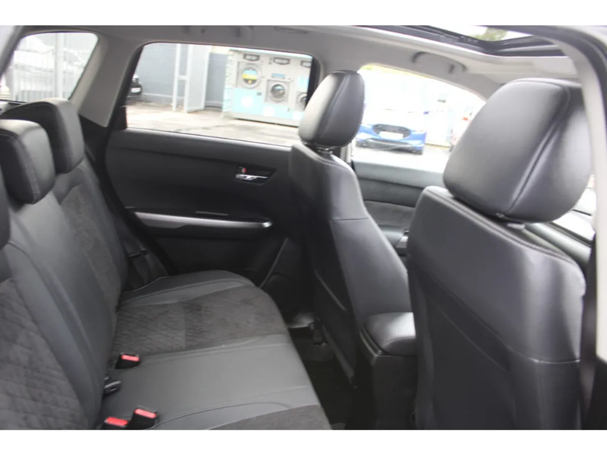 Suzuki Vitara SUV, Petrol Hybrid, 2025, Black