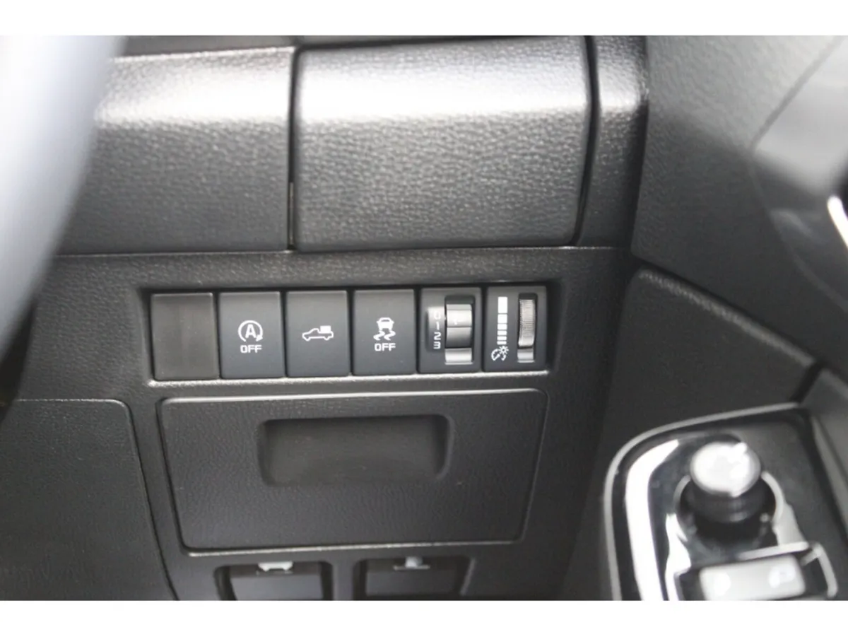 Isuzu D-Max Pick Up, Diesel, 2027, Blue