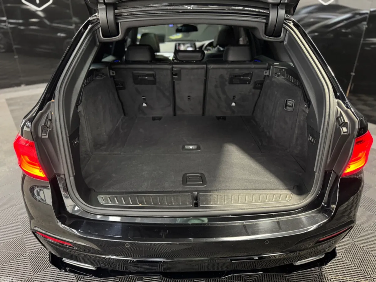 BMW 5-Series Estate, Diesel, 2017, Black