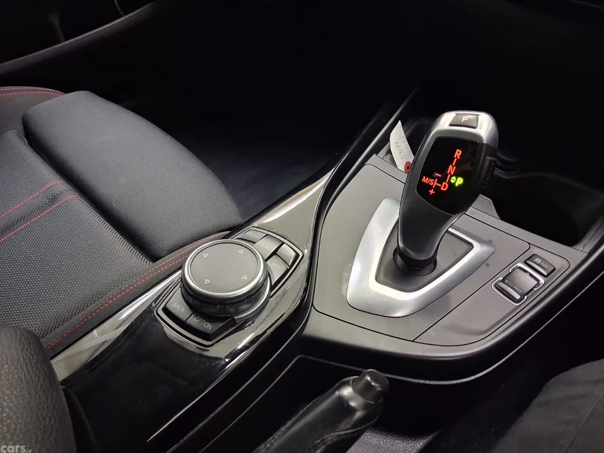 BMW 1-Series Hatchback, Diesel, 2016, White
