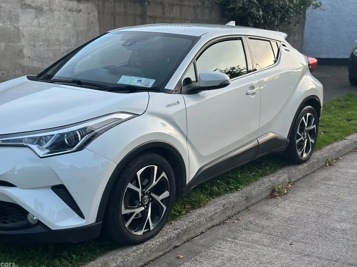 Toyota C-HR Hatchback, Petrol Hybrid, 2019, White