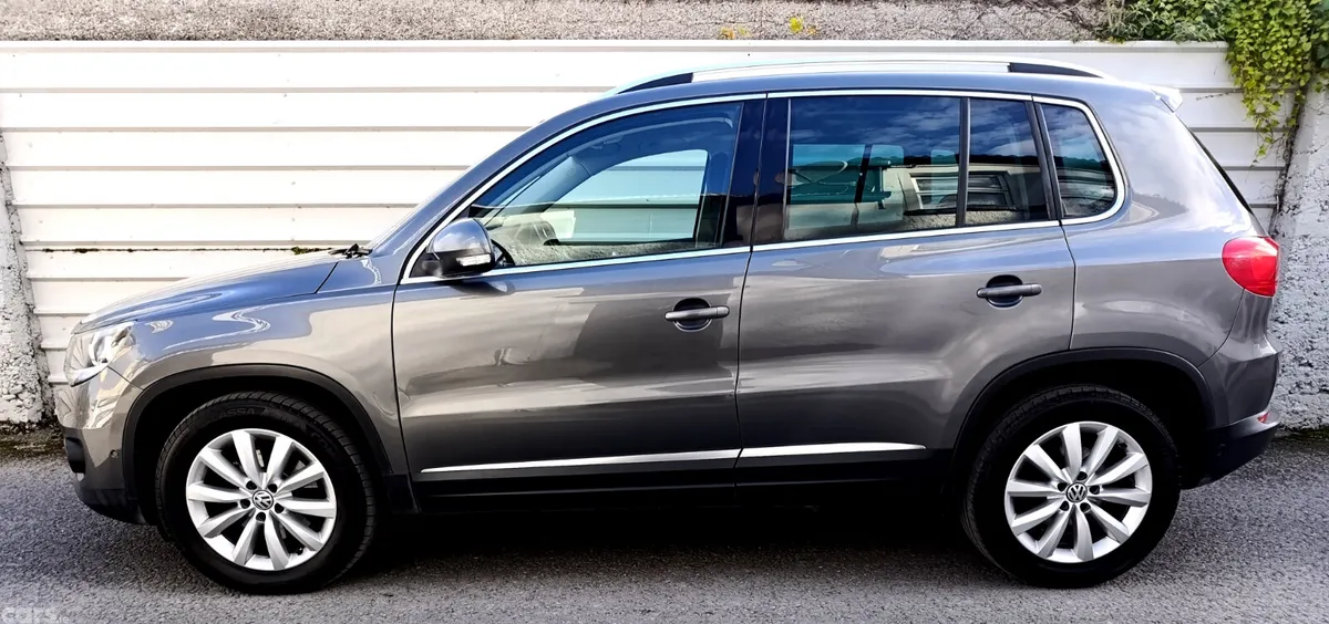Volkswagen Tiguan SUV, Diesel, 2015, Grey