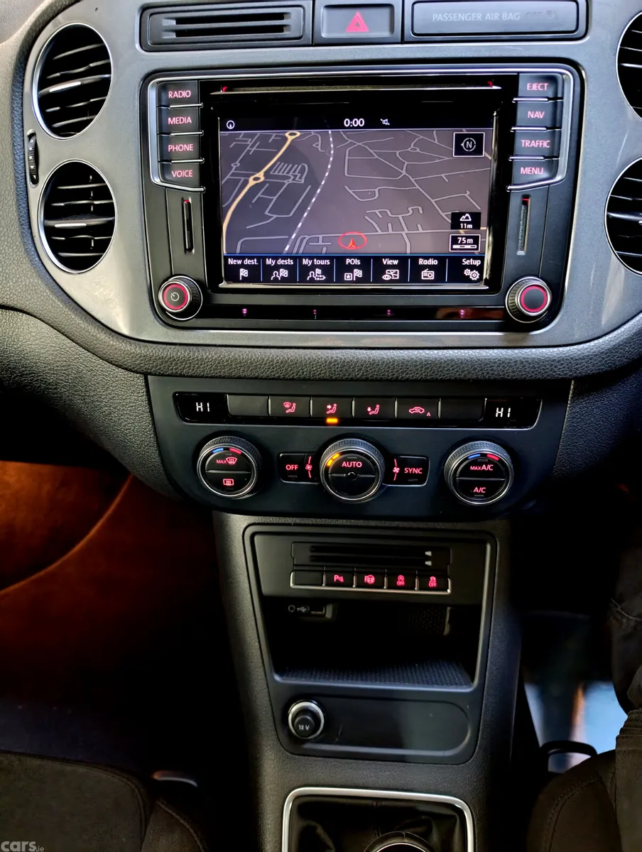 Volkswagen Tiguan SUV, Diesel, 2015, Grey