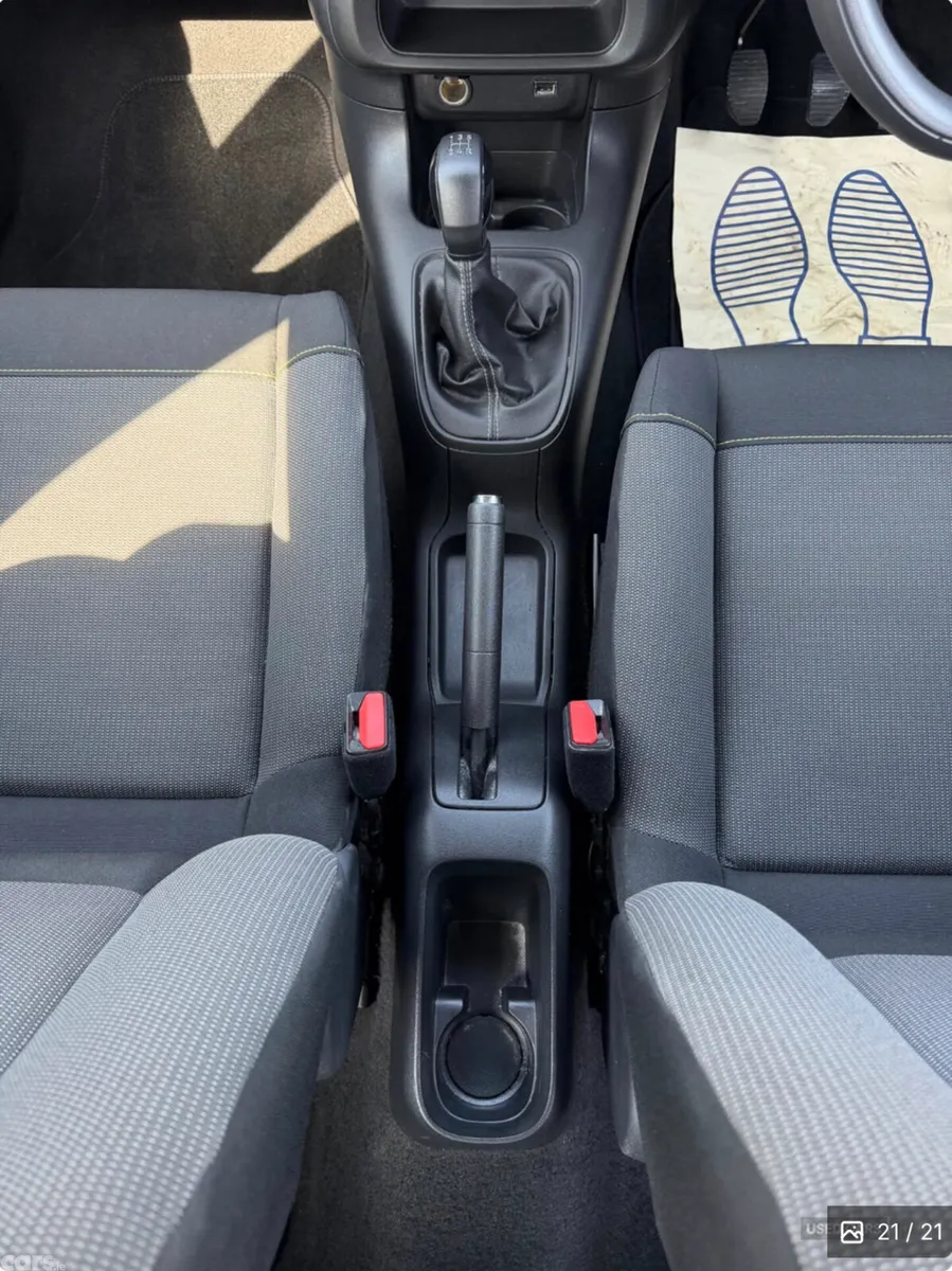 Citroen C3 Hatchback, Petrol, 2021, Blue