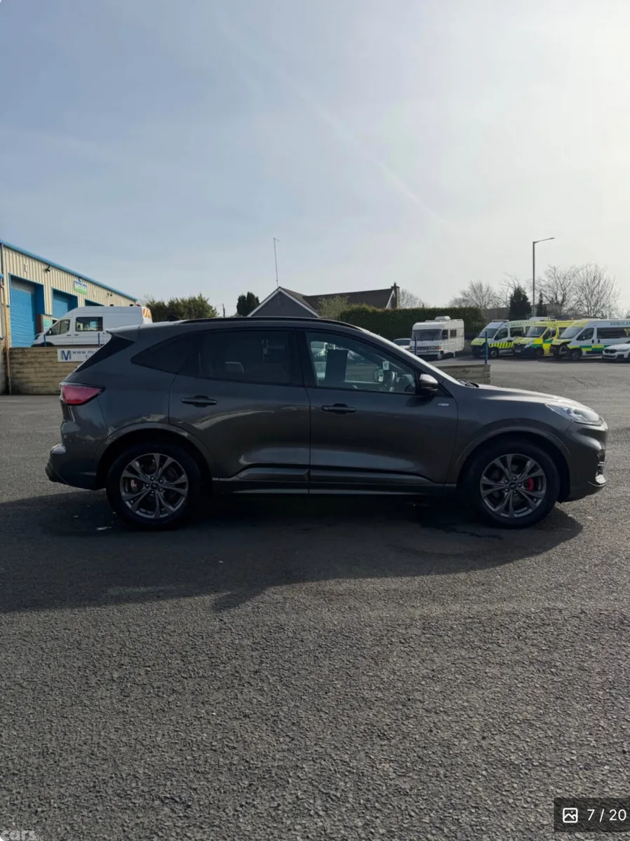 Ford Kuga SUV, Petrol Hybrid, 2024, Grey