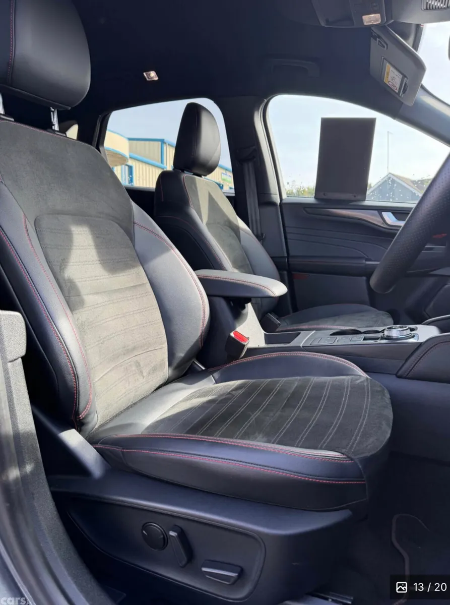 Ford Kuga SUV, Petrol Hybrid, 2024, Grey