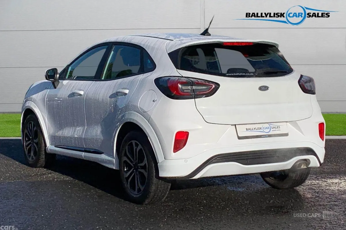 Ford Puma SUV, Petrol, 2023, White