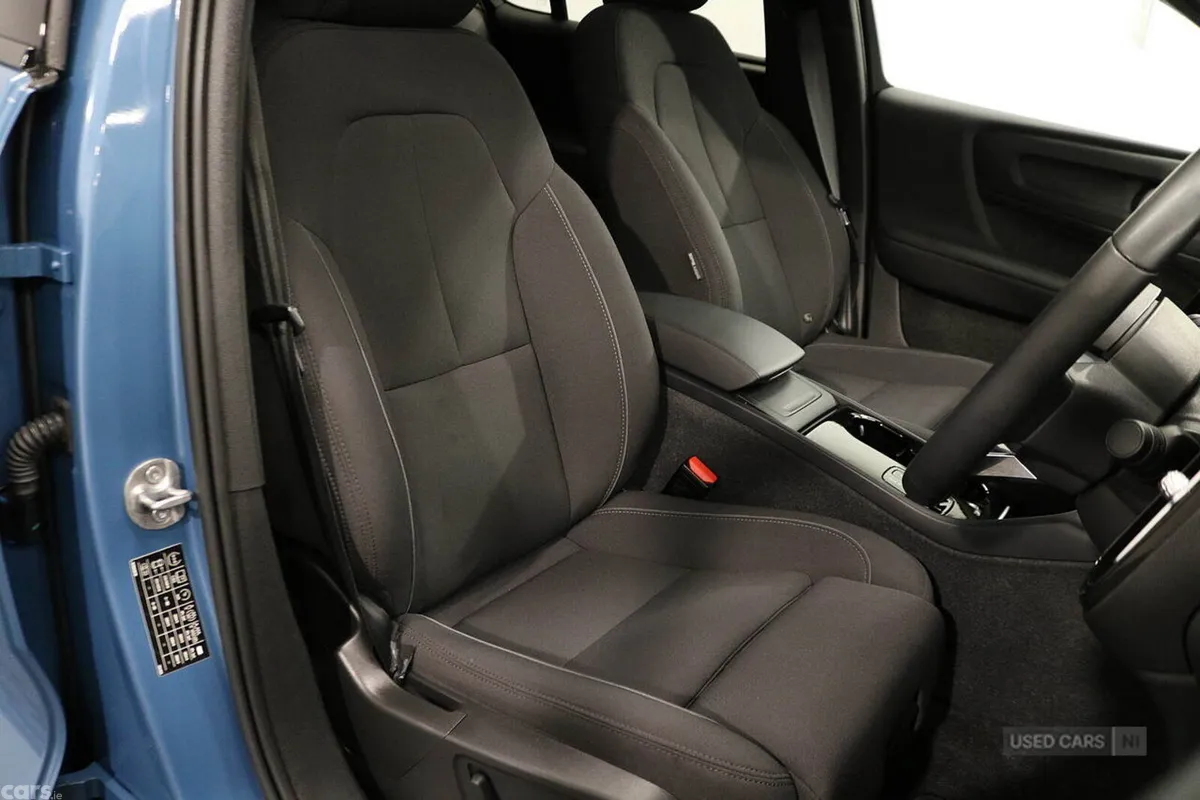 Volvo C40 SUV, Electric, 2023, Blue
