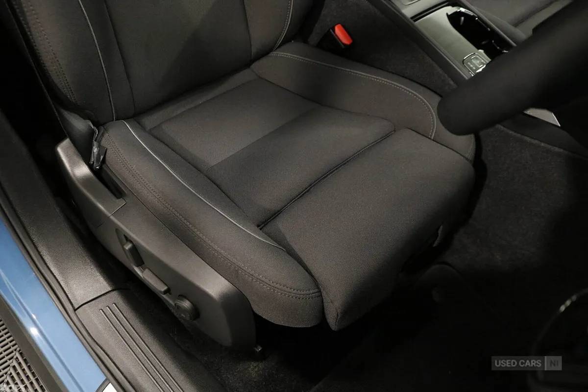 Volvo C40 SUV, Electric, 2023, Blue