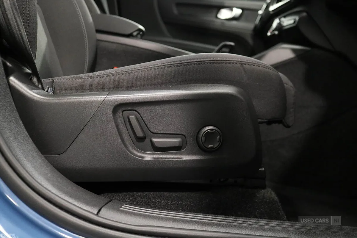 Volvo C40 SUV, Electric, 2023, Blue