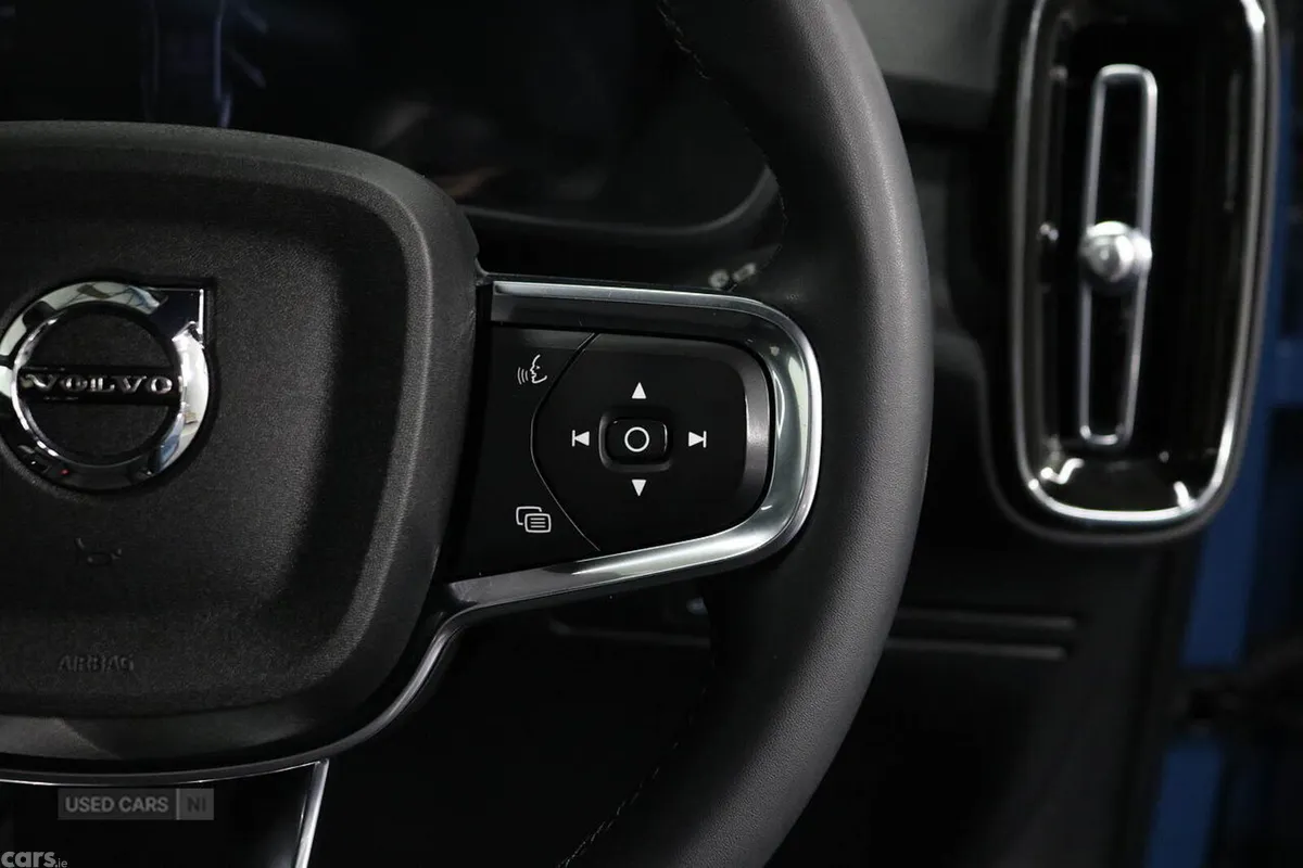 Volvo C40 SUV, Electric, 2023, Blue