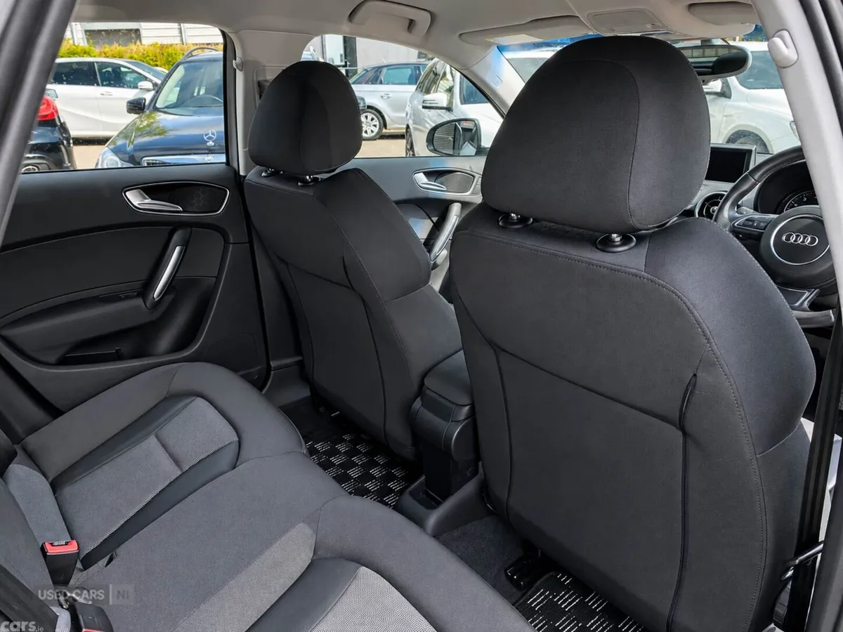 Audi A1 , Petrol, 2015, White