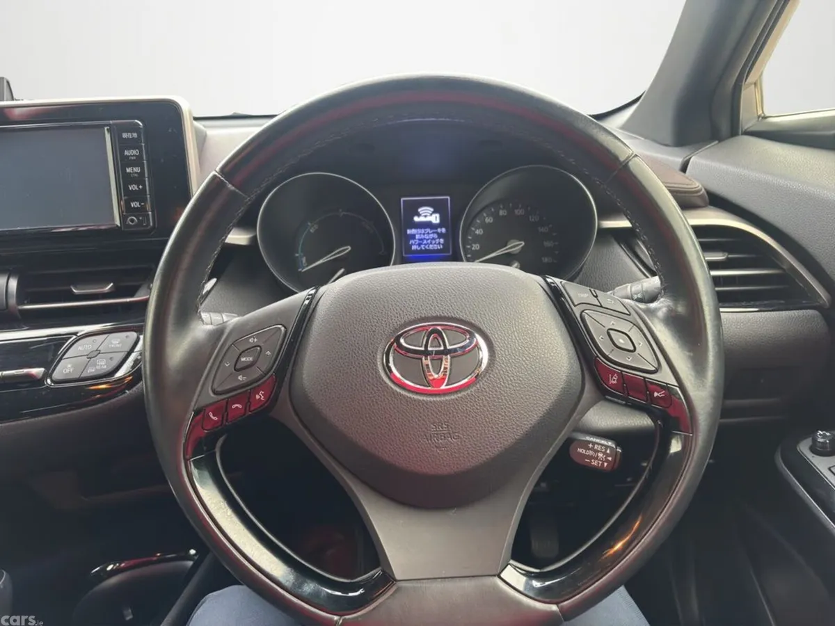 Toyota C-HR SUV, Petrol Hybrid, 2018, Silver
