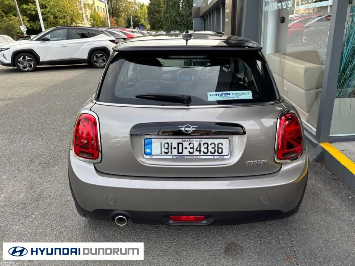Mini Cooper Hatchback, Petrol, 2019, Grey