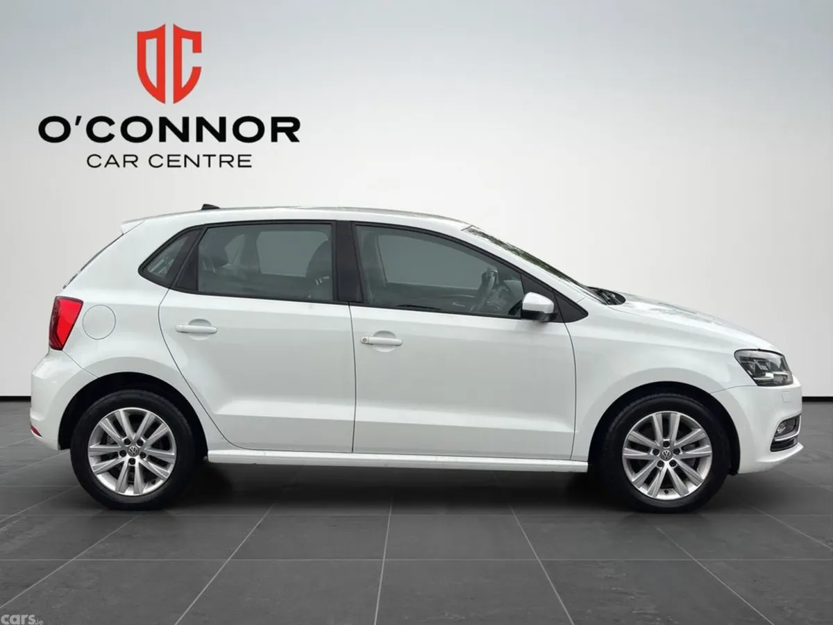 Volkswagen Polo Hatchback, Petrol, 2018, White