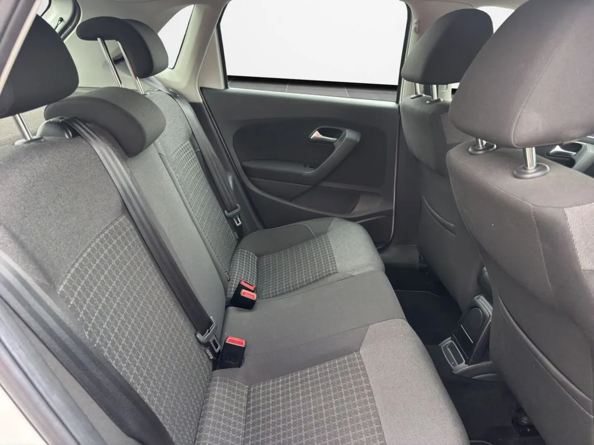 Volkswagen Polo Hatchback, Petrol, 2018, White