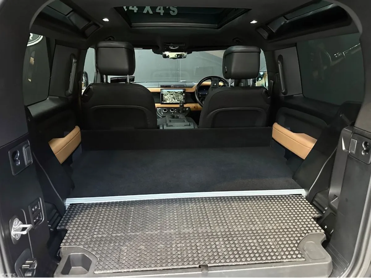 Land Rover Defender SUV, Diesel, 2023, Green