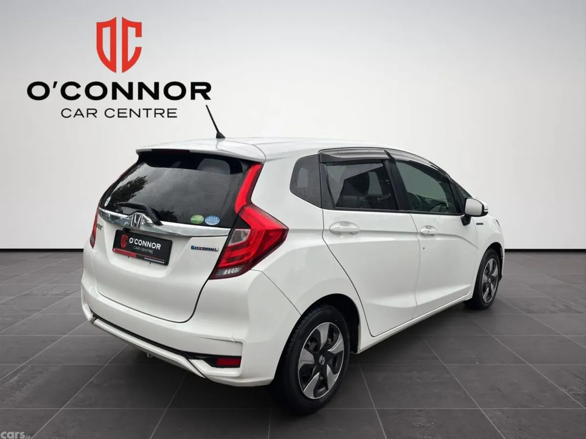 Honda Fit Hatchback, Petrol Hybrid, 2019, White