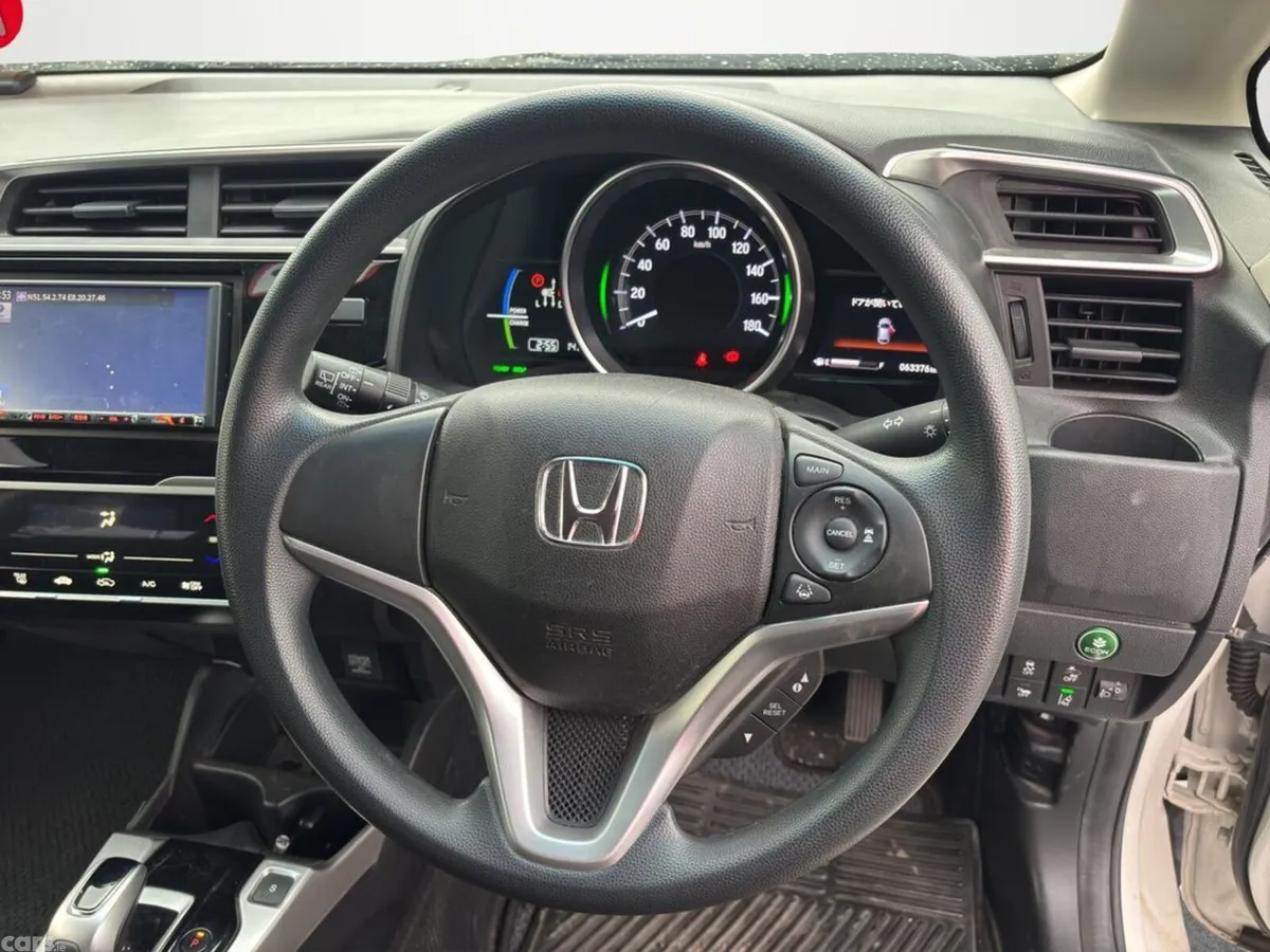 Honda Fit Hatchback, Petrol Hybrid, 2019, White