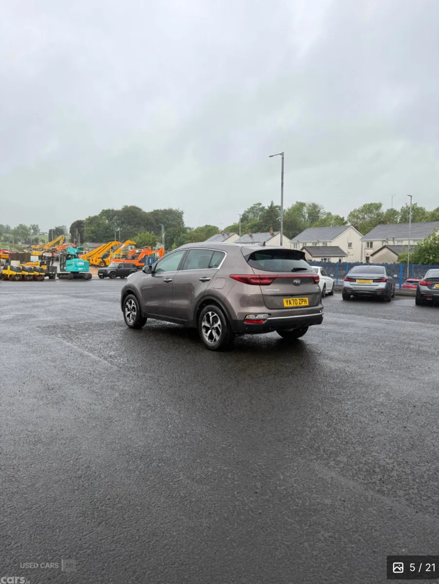 Kia Sportage SUV, Diesel Hybrid, 2021, Brown