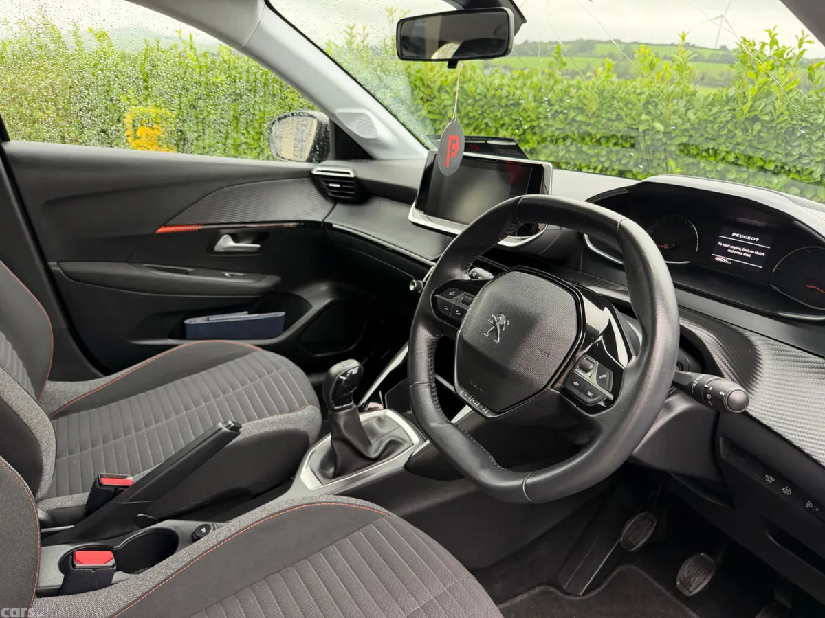 Peugeot 208 Hatchback, Petrol, 2021, Black