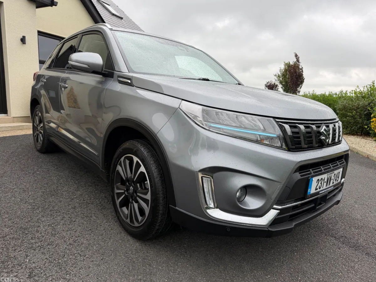 Suzuki Vitara SUV, Petrol, 2023, Grey