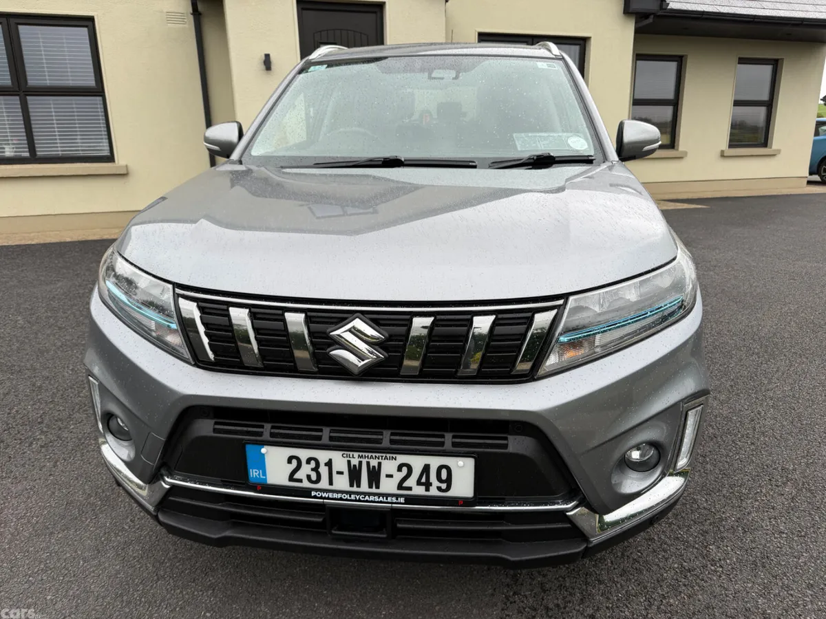 Suzuki Vitara SUV, Petrol, 2023, Grey