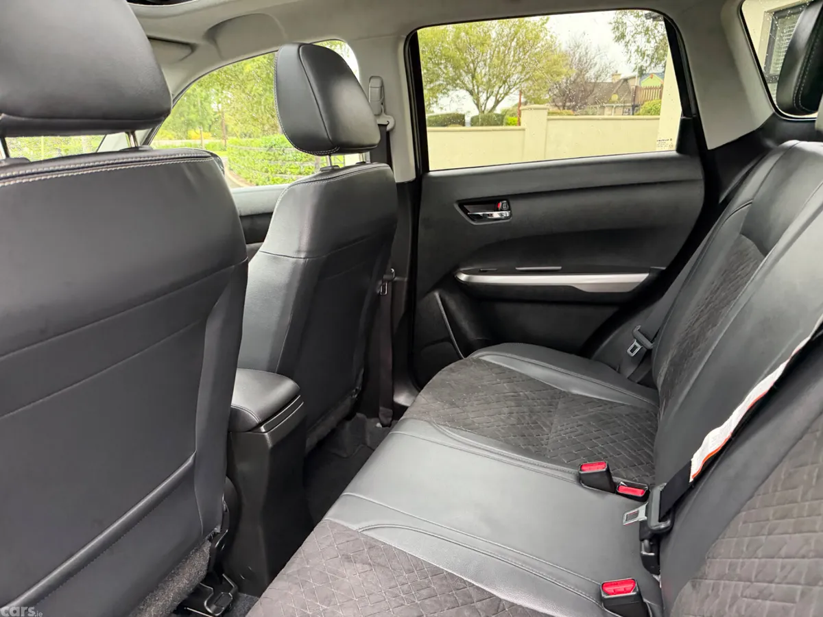 Suzuki Vitara SUV, Petrol, 2023, Grey