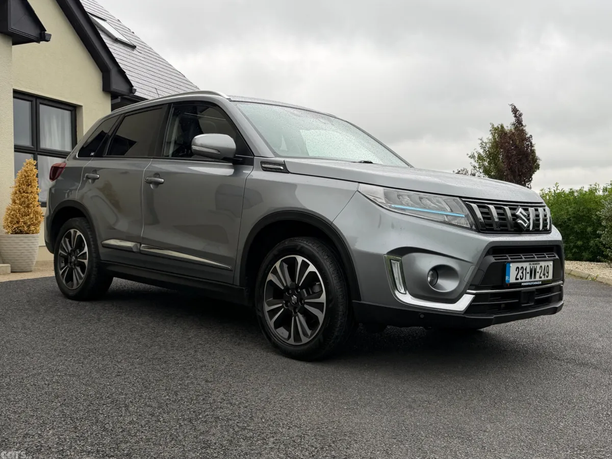 Suzuki Vitara SUV, Petrol, 2023, Grey