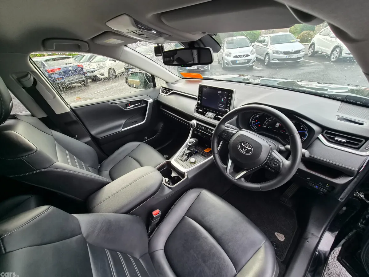 Toyota RAV4 SUV, Petrol Hybrid, 2021, Black