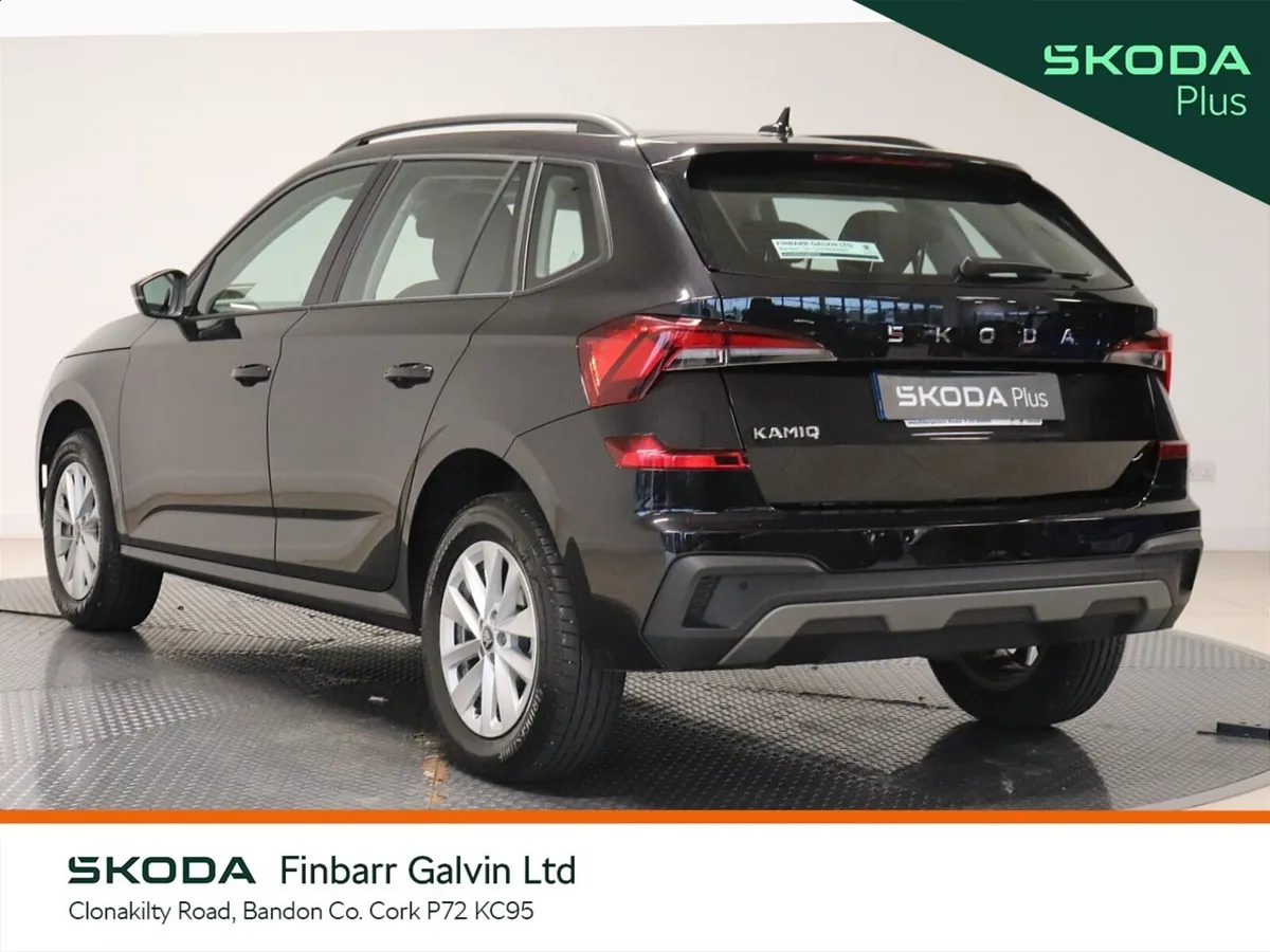 Skoda Kamiq Hatchback, Petrol, 2026, Black