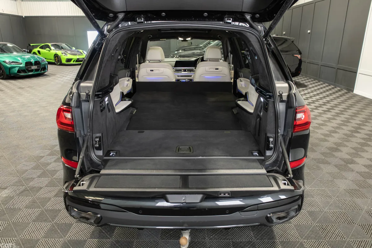 BMW X7 SUV, Diesel, 2022, Black