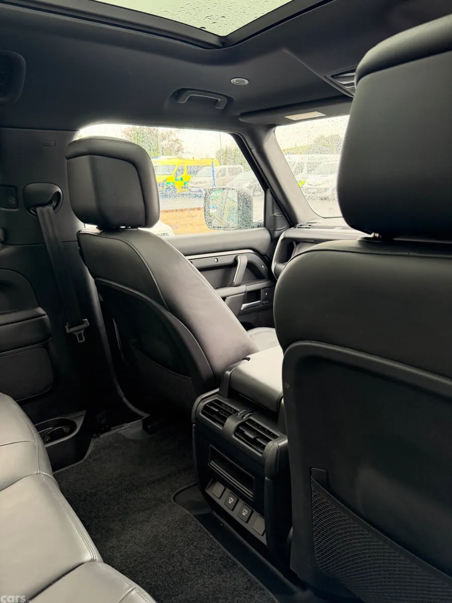 Land Rover Defender SUV, Diesel Hybrid, 2025, Black