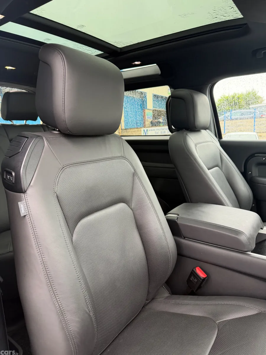 Land Rover Defender SUV, Diesel Hybrid, 2025, Black