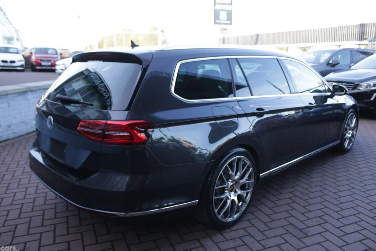 Volkswagen Passat Estate, Diesel, 2018, Grey