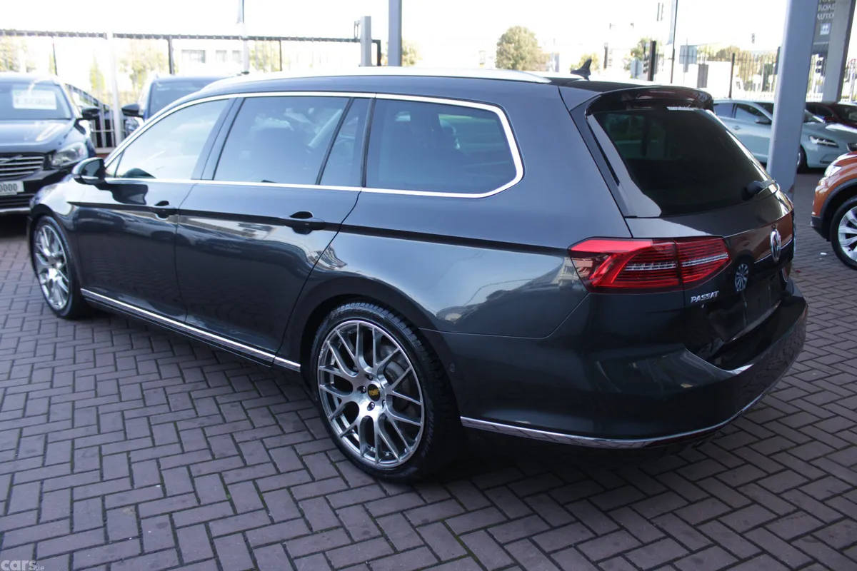 Volkswagen Passat Estate, Diesel, 2018, Grey