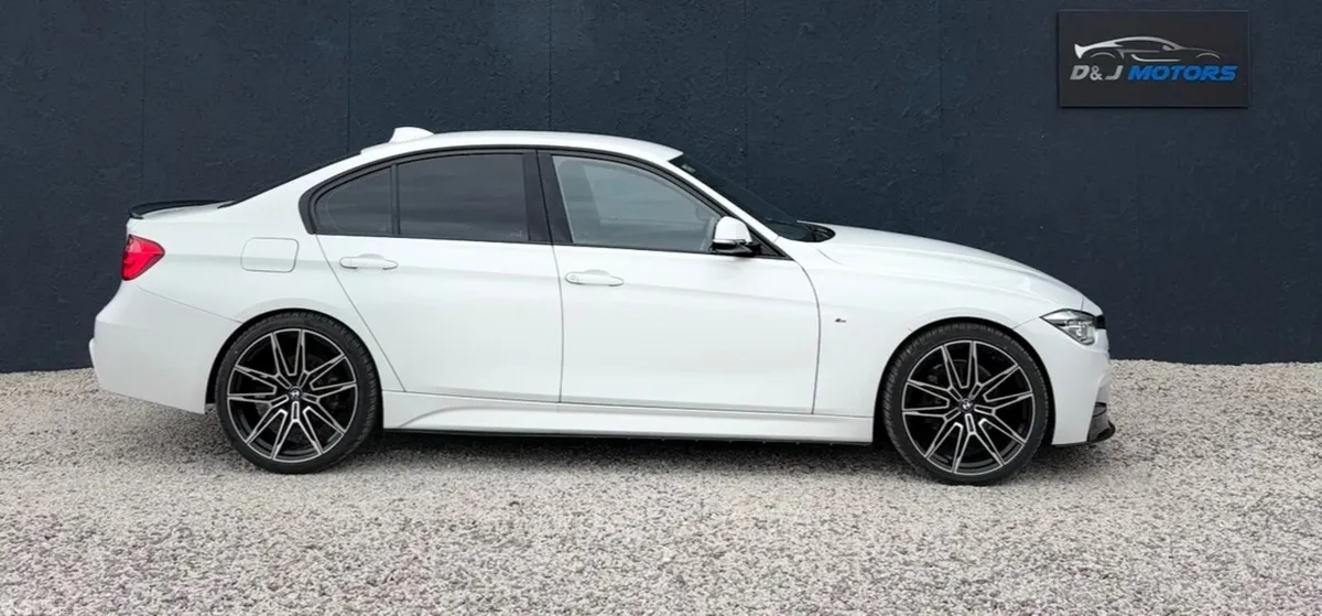 BMW 3-Series Saloon, Petrol, 2017, White