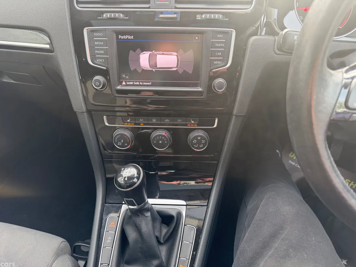 Volkswagen Golf Hatchback, Diesel, 2016, Red