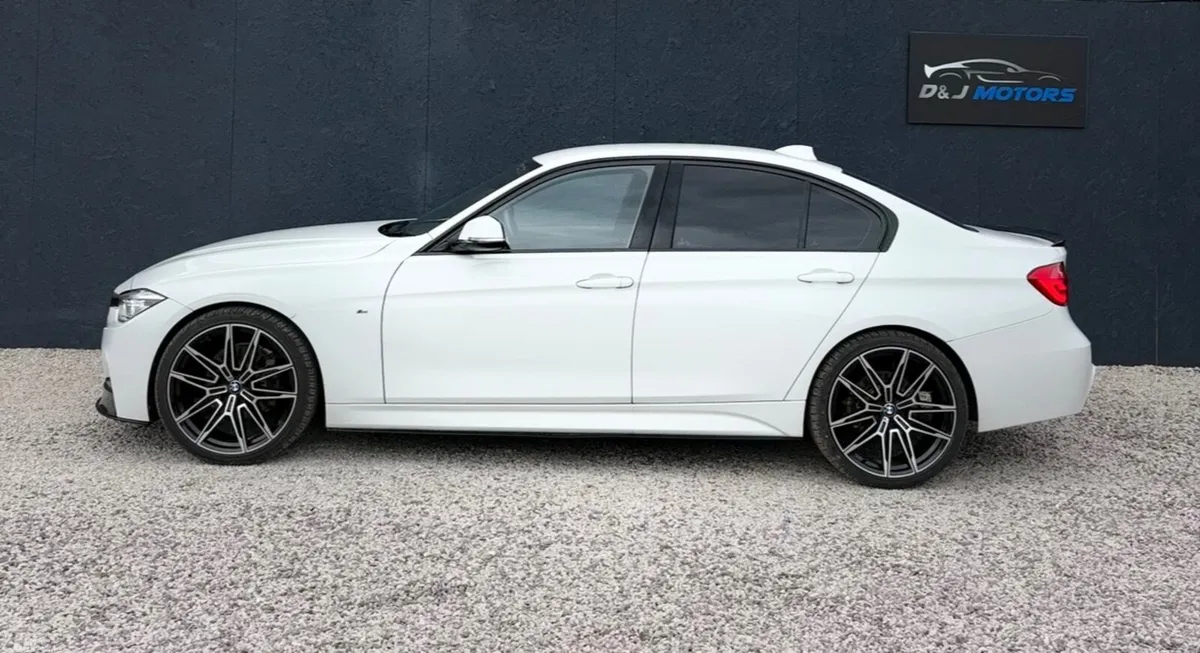 BMW 3-Series Saloon, Petrol, 2017, White