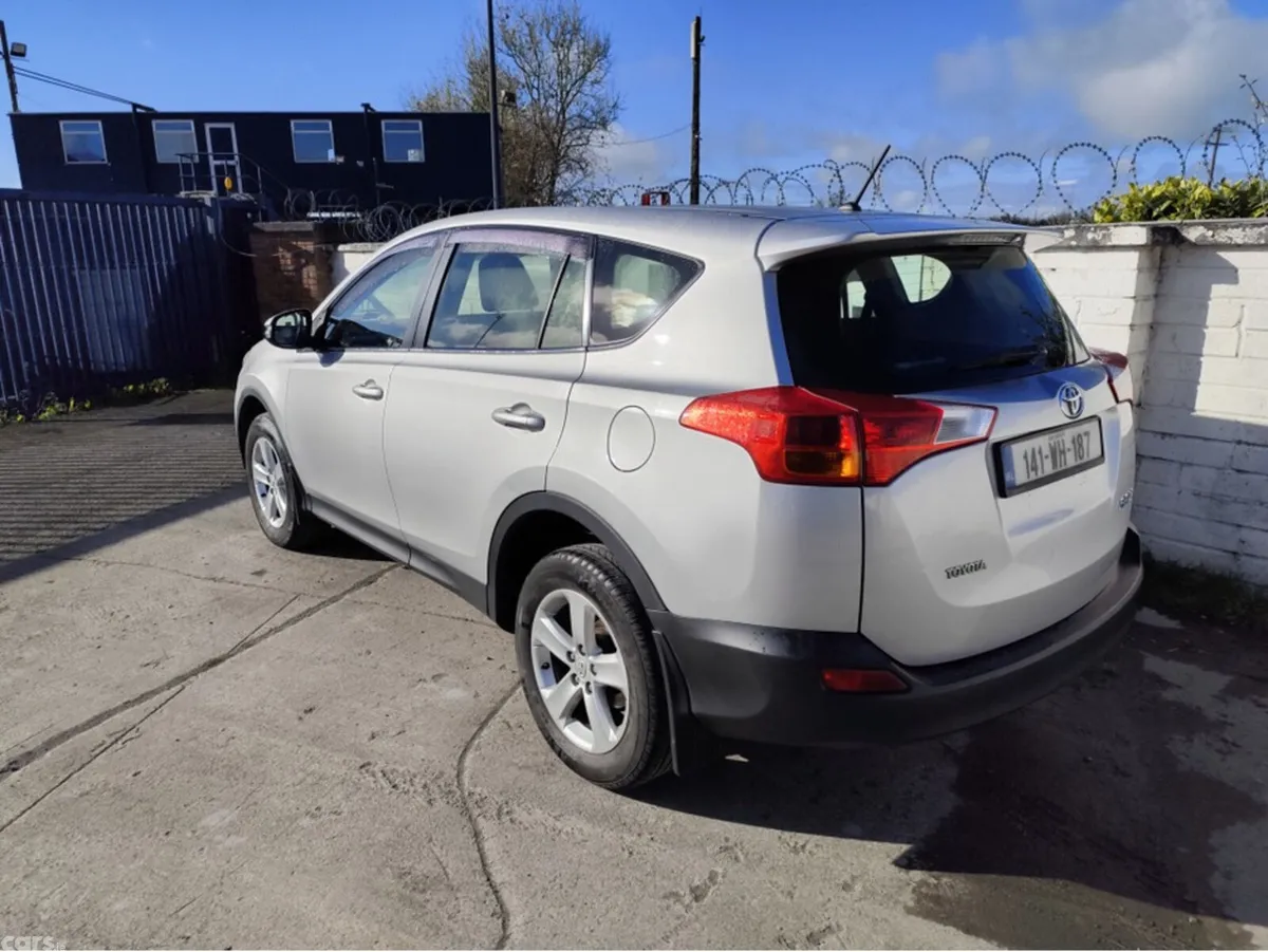 Toyota RAV4 SUV, Diesel, 2014, Silver