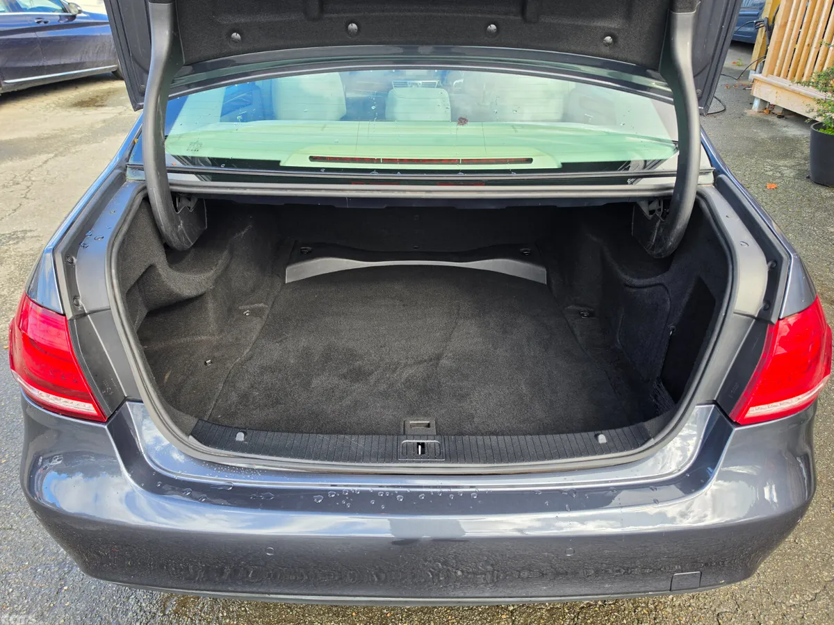 Mercedes-Benz E-Class Saloon, Diesel, 2013, Grey